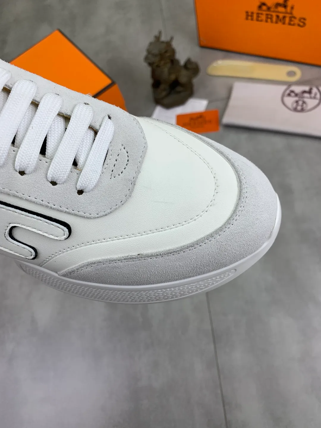Men's shoes 💰P460 new style [HERMES] Hermès - High-end quality original order - Upper: 🔝 Napa calfskin, sewn brand 'H' totem - Inner: water-dyed cowhide - Outsole: ultra-light TPU foam; molded outsole - Ultra-high quality control·Fine workmanship: highlighted (high-end·luxury·grade) -Size: 38-44 (45 can be customized)·